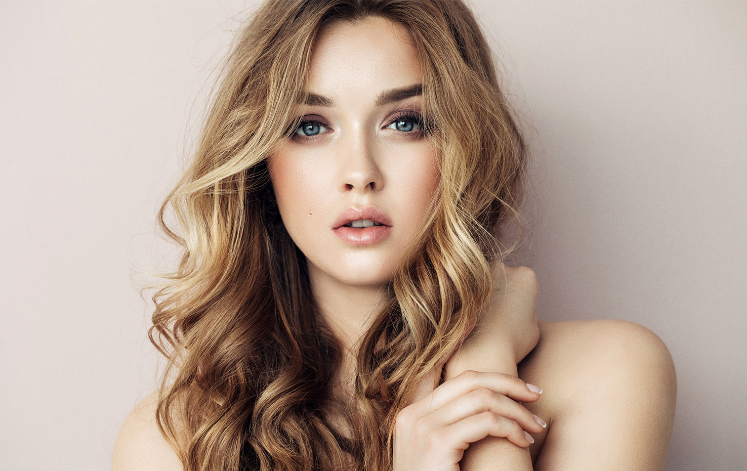 Use a Curling Rod for Effortless Waves and Curls