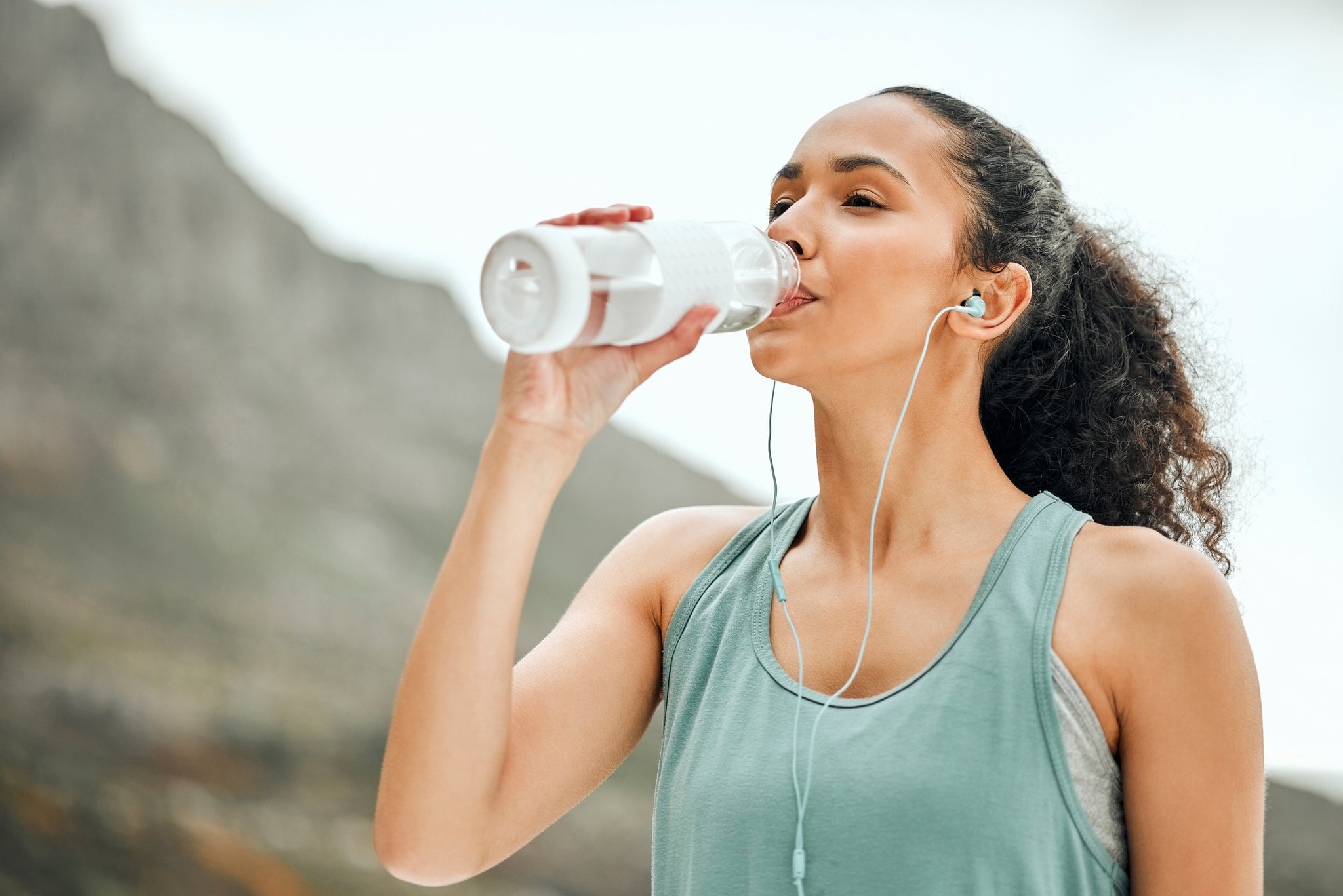 5 Awesome Benefits of Drinking Water for Hair